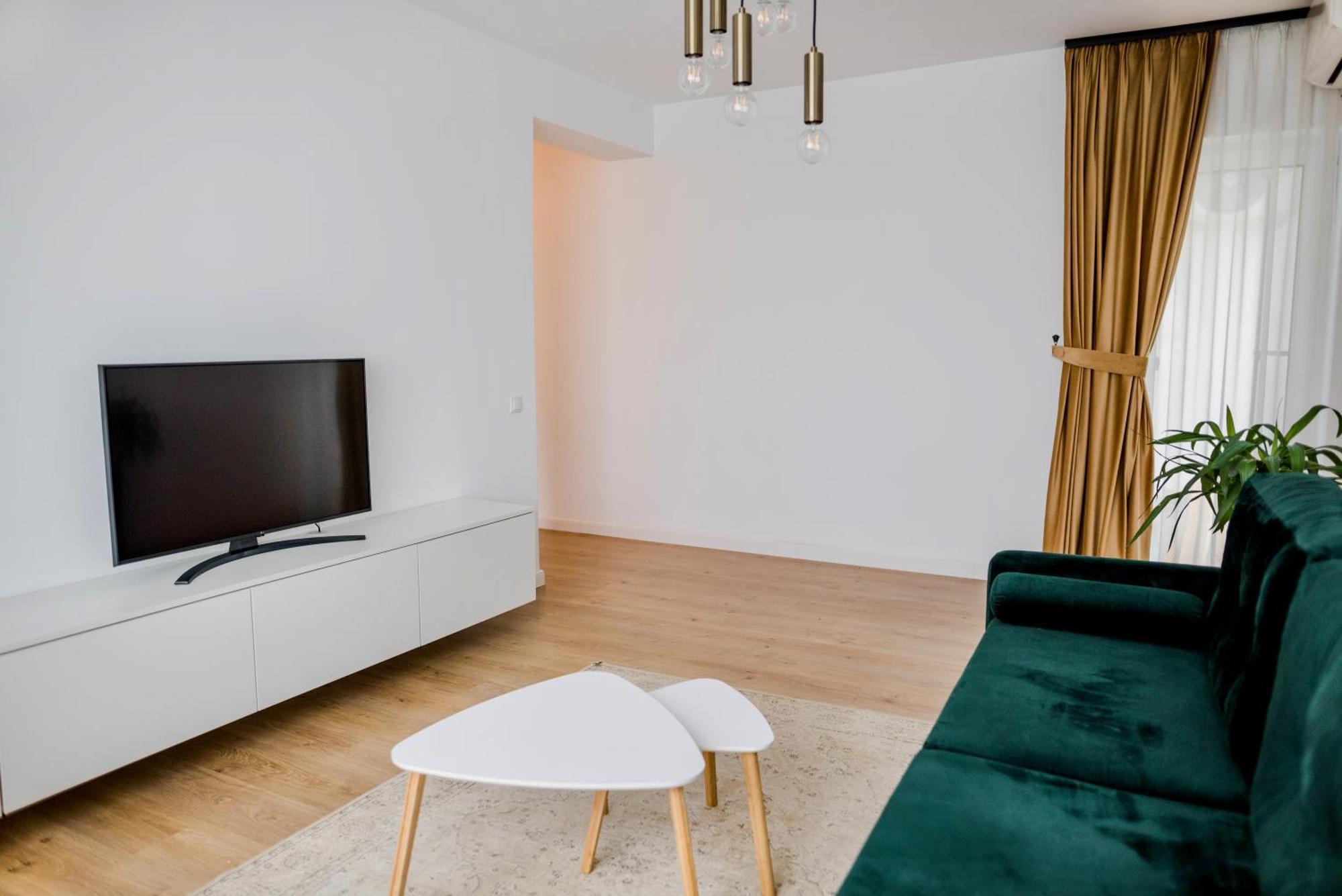Amazing Mountain View Apartment Sibiu Bagian luar foto