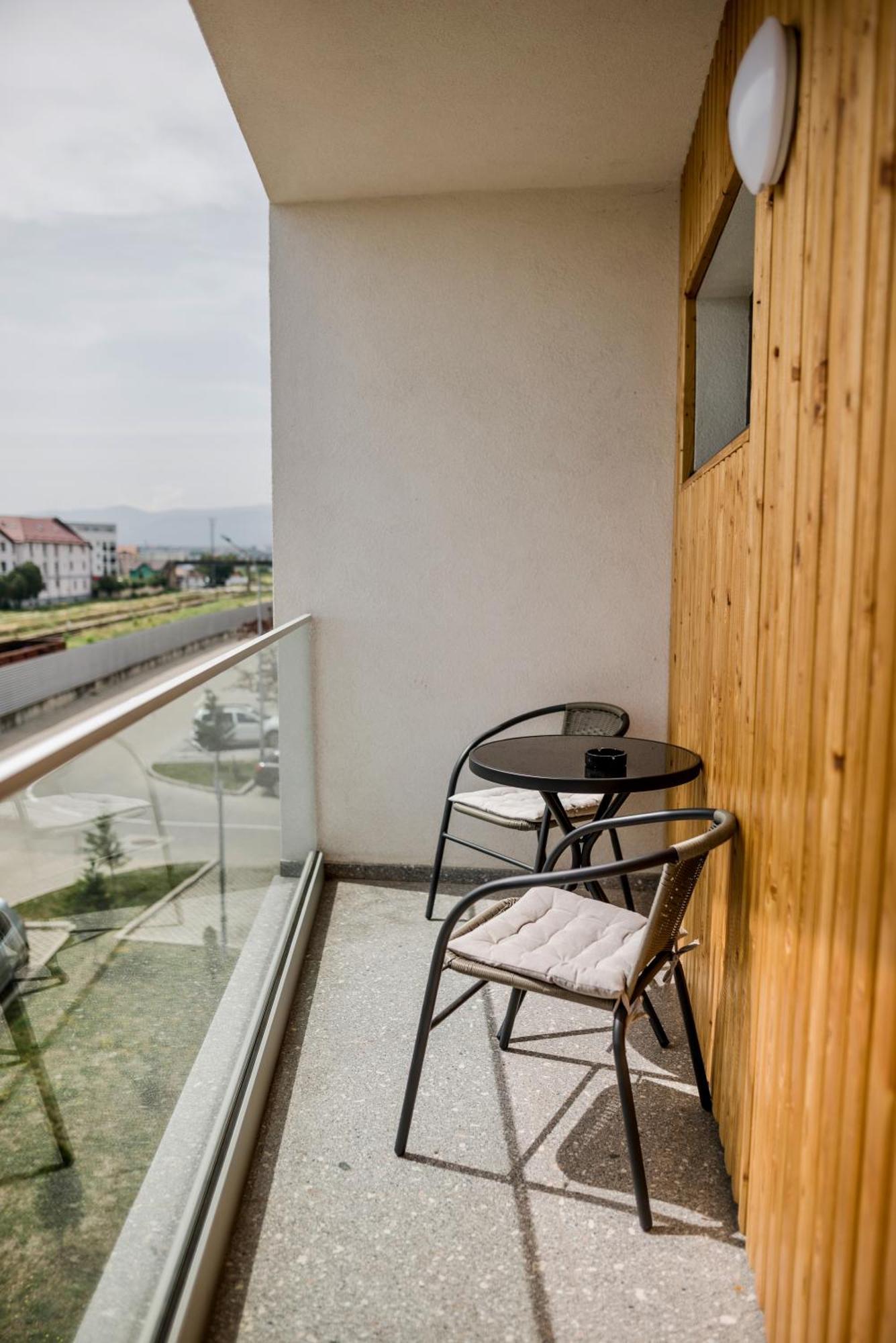 Amazing Mountain View Apartment Sibiu Bagian luar foto