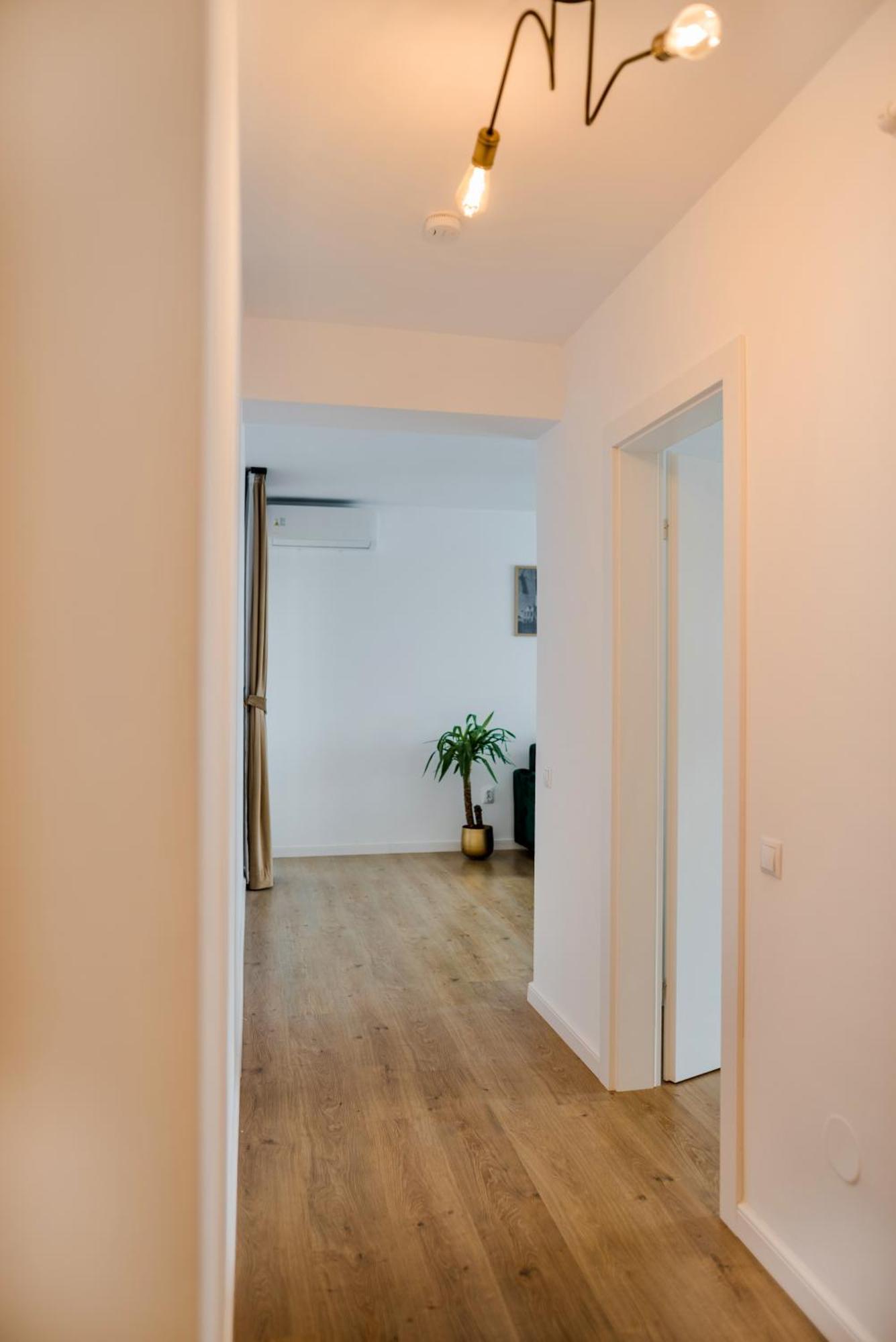 Amazing Mountain View Apartment Sibiu Bagian luar foto