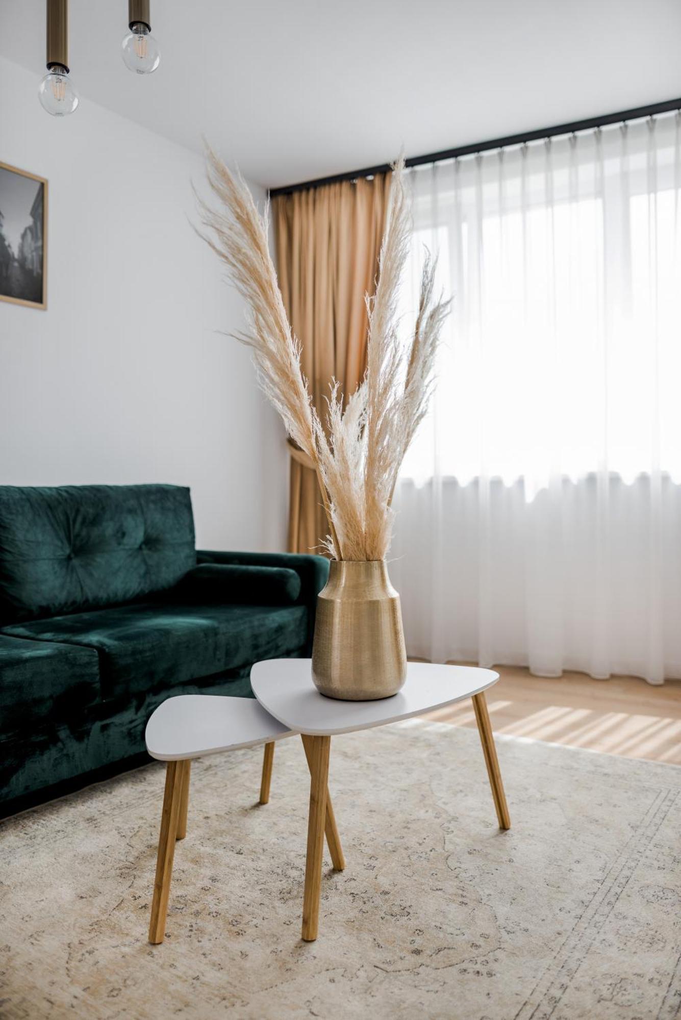 Amazing Mountain View Apartment Sibiu Bagian luar foto